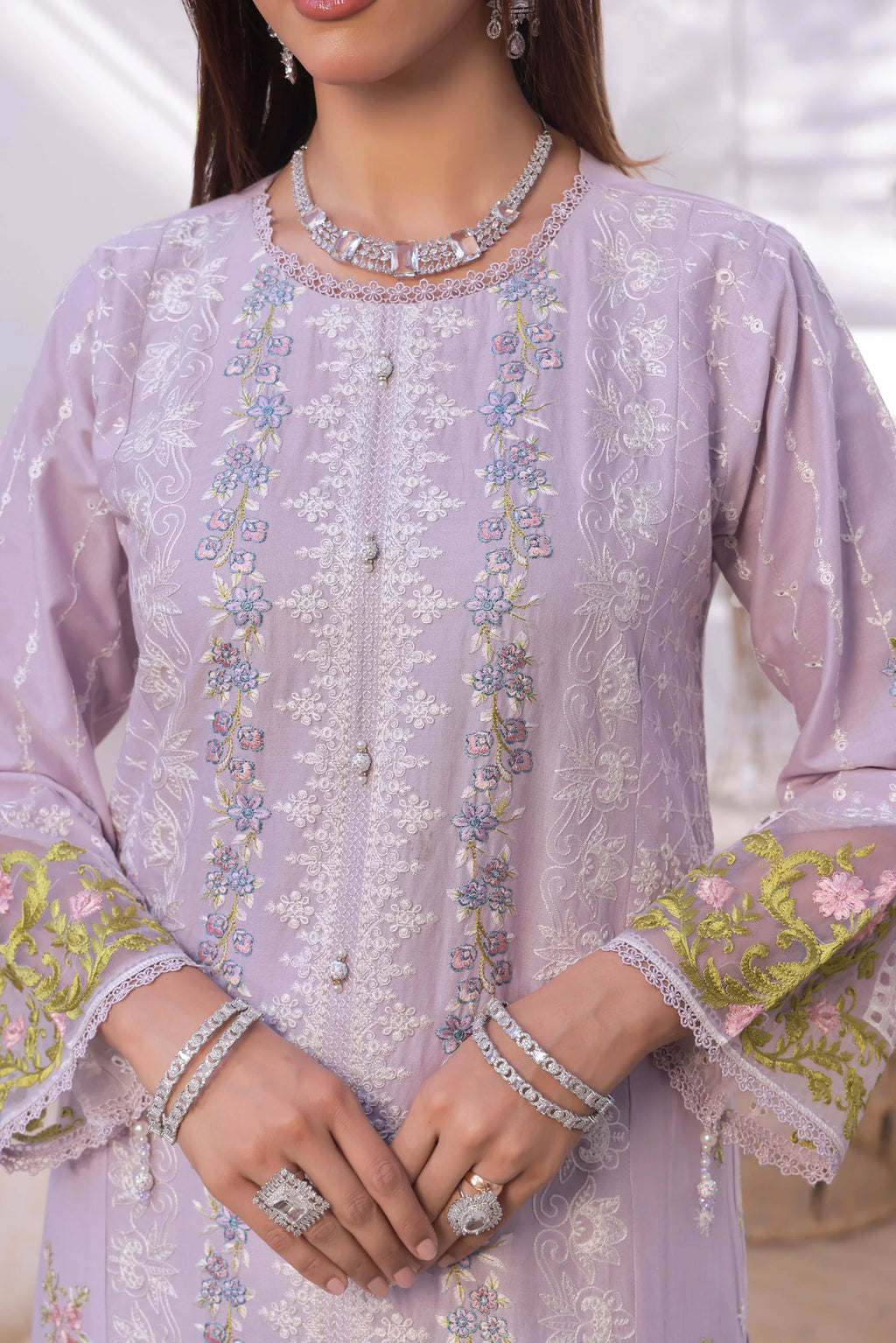 Selina – Ayzel (Original Pakistani)