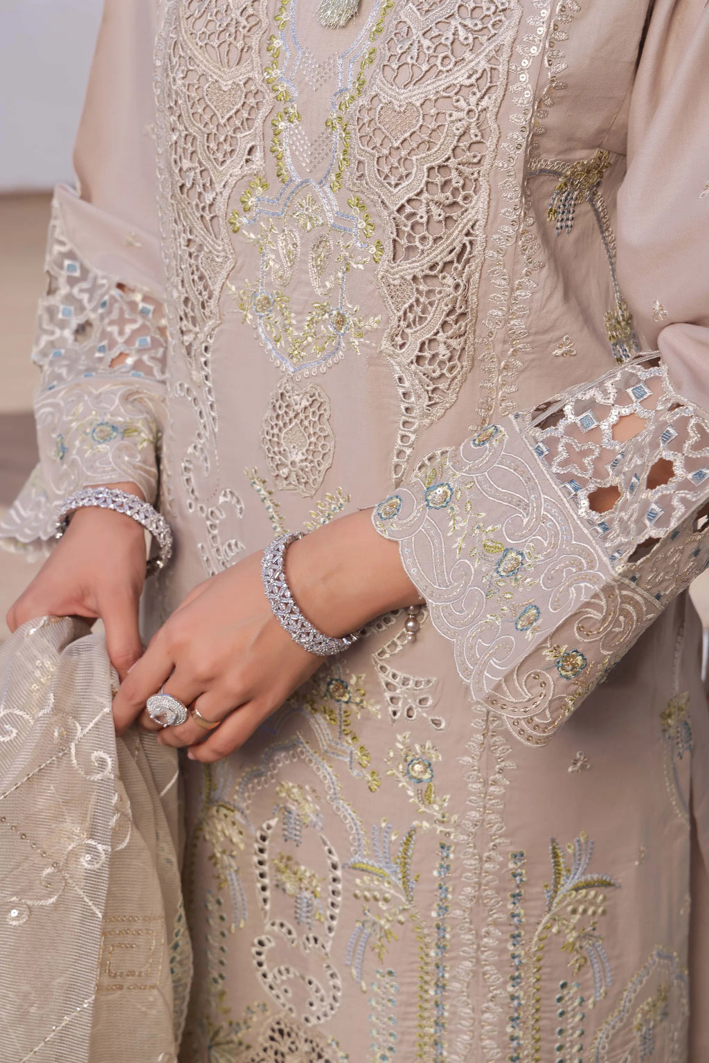 Inezah – Ayzel (Original Pakistani)